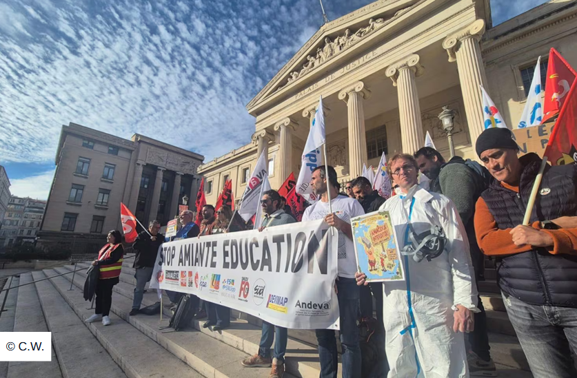 Amiante dans les établissements scolaires des Bouches-du-Rhône : plainte contre X pour mise en danger de la vie d’autrui