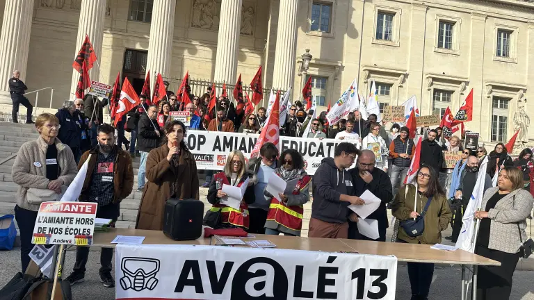 Une plainte inédite contre l’amiante dans le bâti scolaire